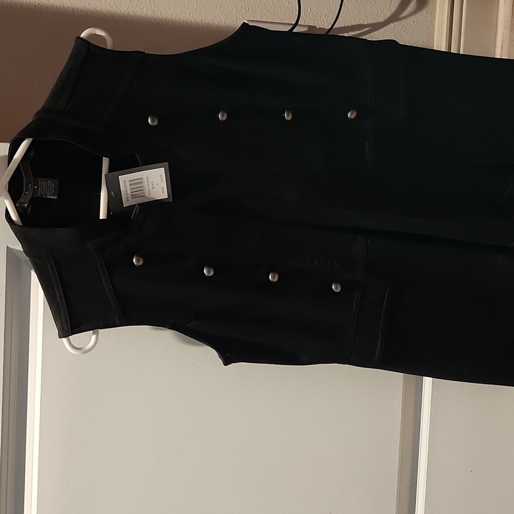 NWT LIGHTWEIGHT VEST